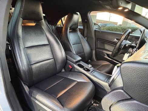 Used 2015 Mercedes-Benz CLA 250 4MATIC image 12
