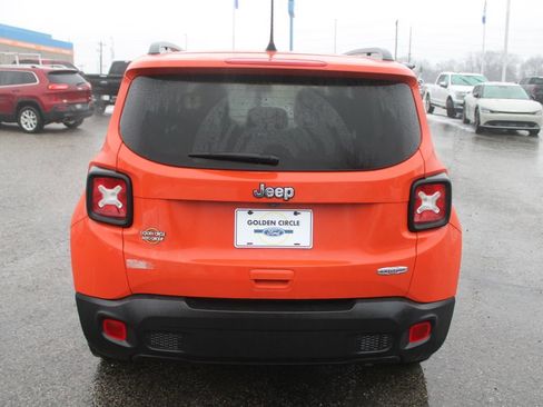 Used 2019 Jeep Renegade Latitude image 8
