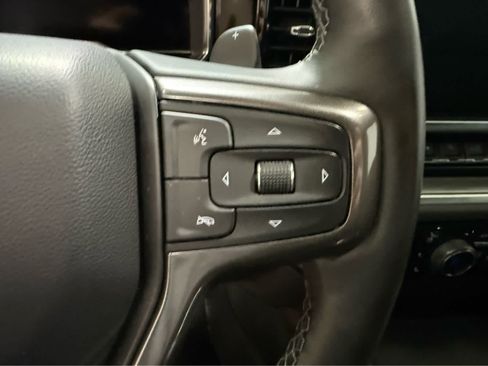 Used 2025 Chevrolet Silverado 1500 High Country w/ Midnight Edition AWD/4WD image 19