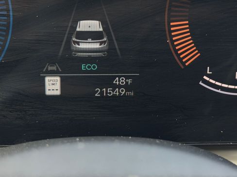 Used 2025 Hyundai Tucson Blue image 40