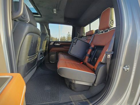 New 2026 GMC Sierra 2500 Denali Ultimate w/ LPO, Black Badging Package image 14