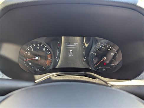 Used 2022 Jeep Compass Latitude image 29