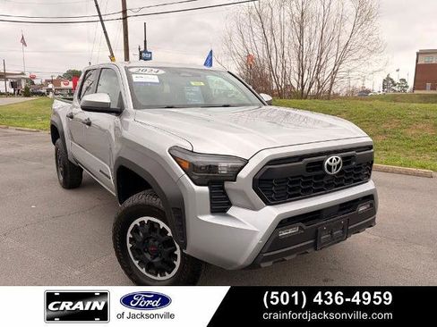 Used 2024 Toyota Tacoma TRD Off-Road AWD/4WD image 1