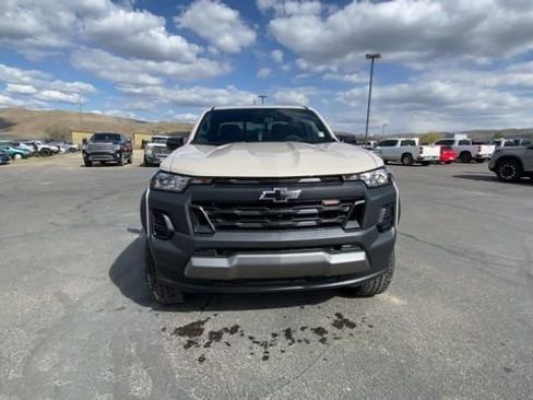 New 2026 Chevrolet Colorado Trail Boss AWD/4WD image 3