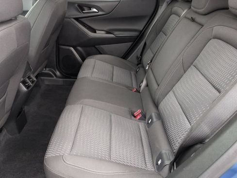 Certified 2025 Chevrolet Equinox LT FWD image 30