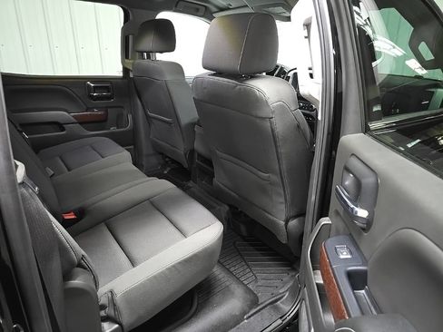 Used 2018 GMC Sierra 1500 SLE w/ SLE Value Package AWD/4WD image 19