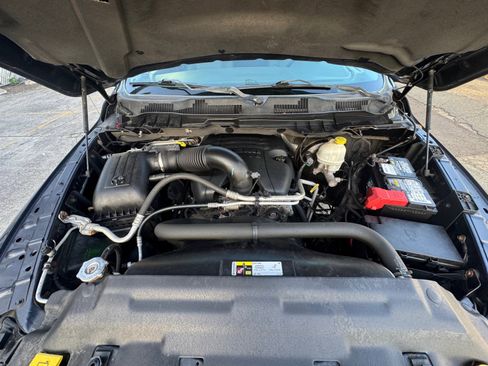 Used 2013 RAM 1500 Express image 17