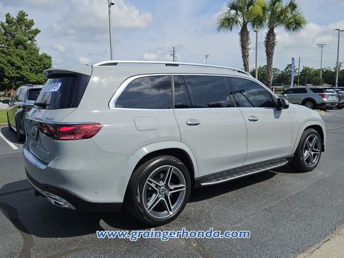 Used 2024 Mercedes-Benz GLS 450 4MATIC image 5