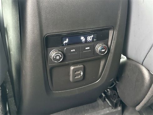 Certified 2024 Buick Enclave Essence w/ Sport Touring Edition image 20