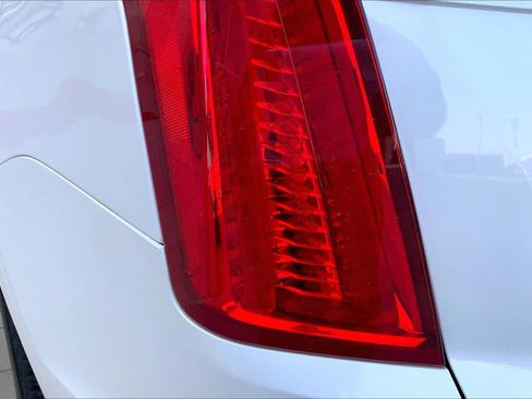 Used 2019 Cadillac XT5 Premium Luxury FWD image 28
