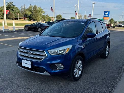 Certified 2018 Ford Escape SE AWD/4WD image 32