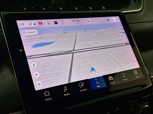 Used 2022 Jeep Grand Cherokee Overland AWD/4WD image 13