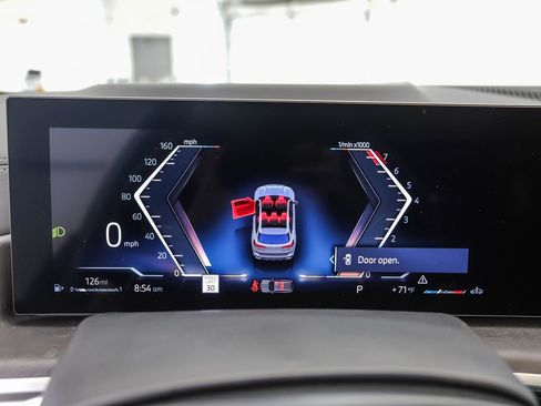 Used 2026 BMW X5 xDrive40i w/ M Sport Package image 14