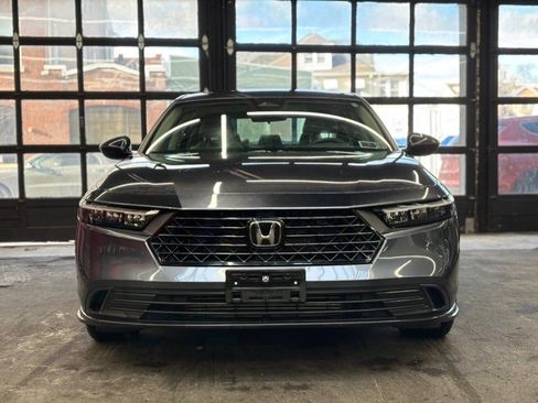 Used 2023 Honda Accord EX image 2