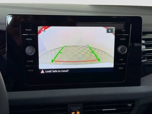 Certified 2026 Volkswagen Jetta SE FWD image 16