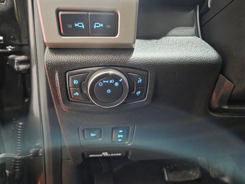 Used 2017 Ford F250 Lariat w/ Lariat Ultimate Package image 42