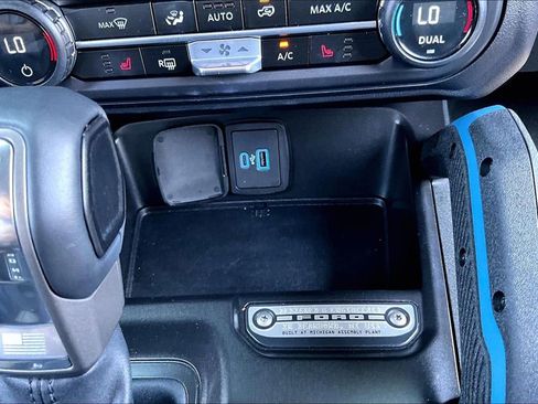 Used 2023 Ford Bronco Wildtrak AWD/4WD image 32
