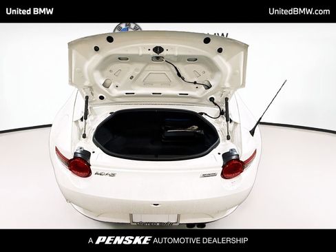 Used 2019 MAZDA MX-5 Miata RF Grand Touring image 12