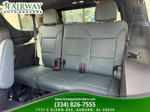 Used 2026 GMC Yukon AT4 w/ AT4 Premium Plus Package AWD/4WD image 14