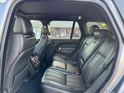 Used 2016 Land Rover Range Rover Supercharged AWD/4WD image 25