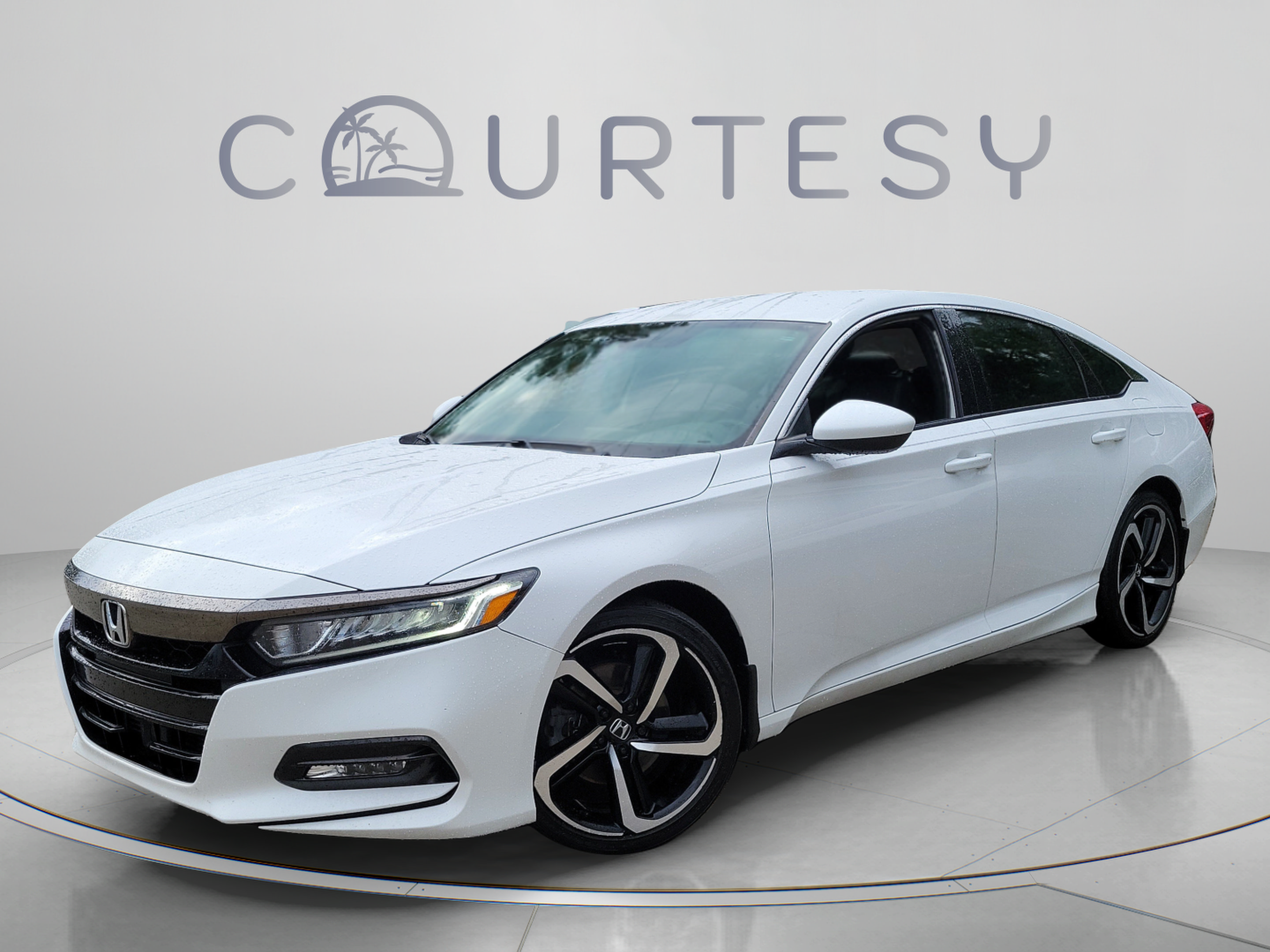 Used 2020 Honda Accord Sport image 1