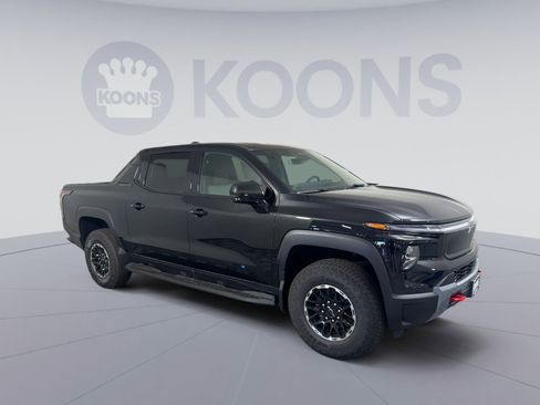 New 2026 Chevrolet Silverado EV Trail Boss image 10
