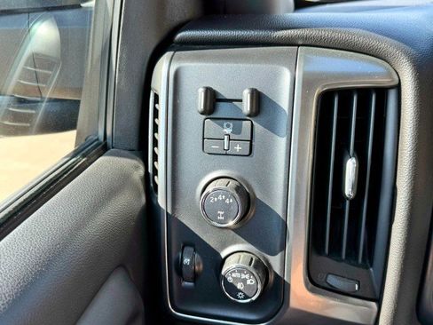 Used 2017 Chevrolet Silverado 3500 LT w/ LT Convenience Package image 23