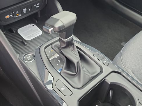 New 2025 Kia K4 EX image 28