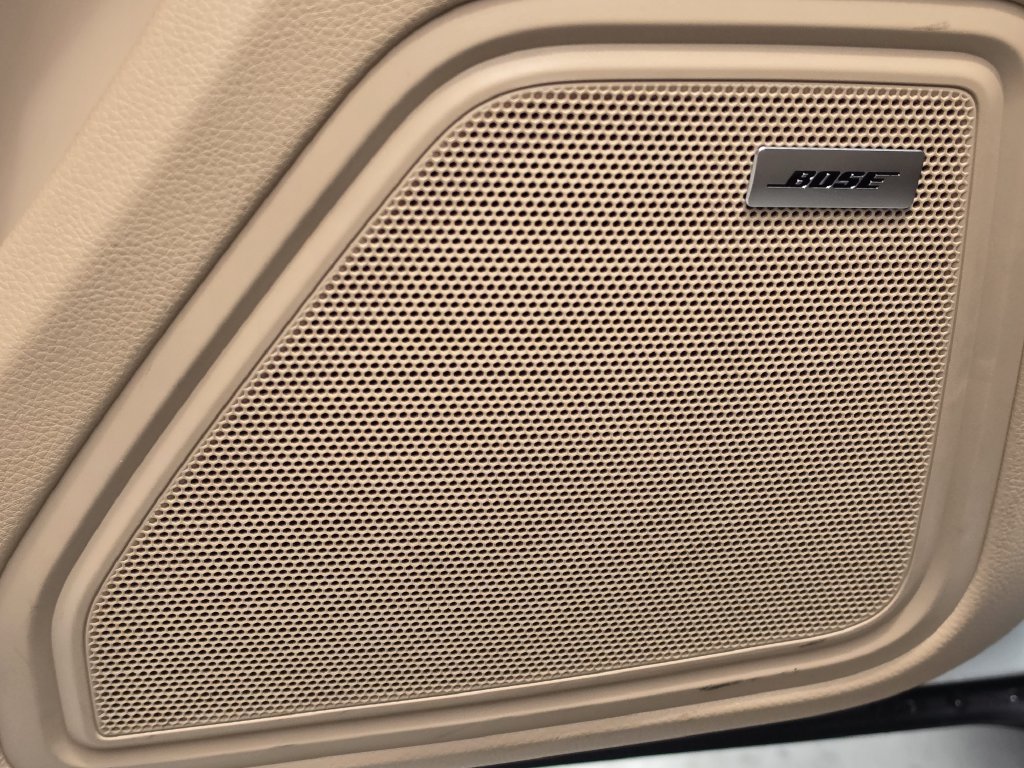 Certified 2026 Porsche Macan AWD/4WD image 16