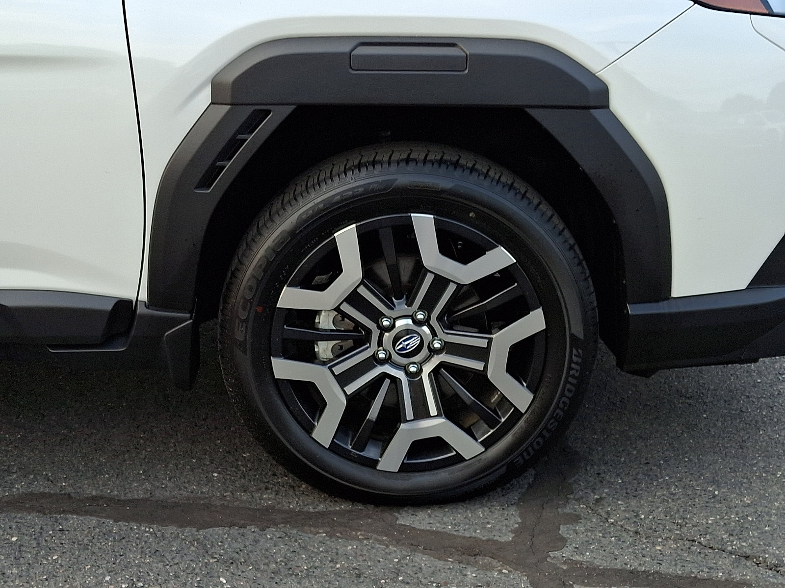 Certified 2026 Subaru Outback Touring XT AWD/4WD image 8