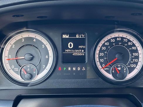 Used 2024 RAM 1500 Classic SLT image 23