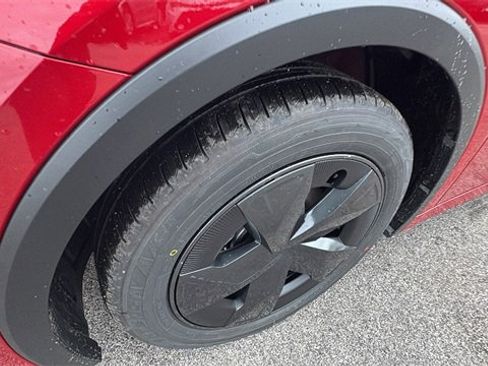 New 2026 Toyota Prius LE image 9