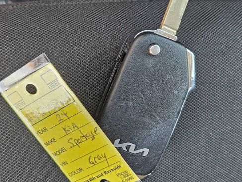 Certified 2024 Kia Sportage LX FWD image 32