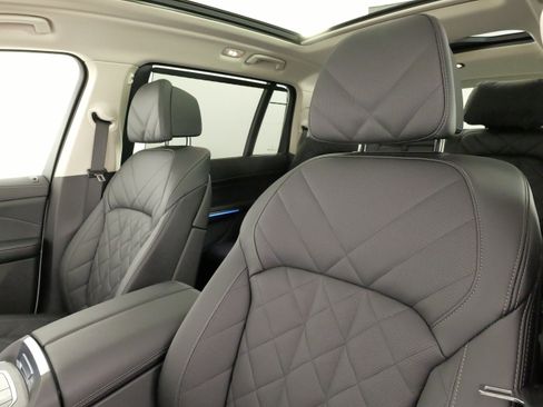Used 2025 BMW X7 xDrive40i image 35
