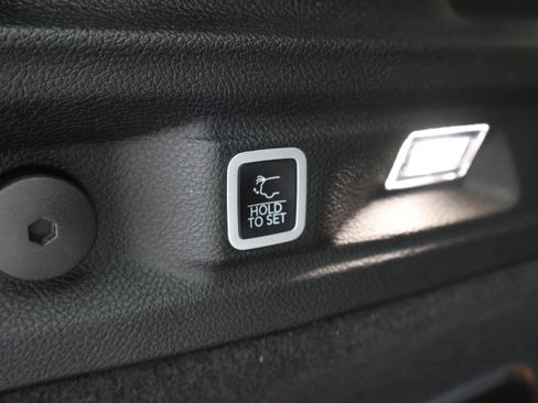 Used 2025 Jeep Grand Cherokee L Summit AWD/4WD image 37