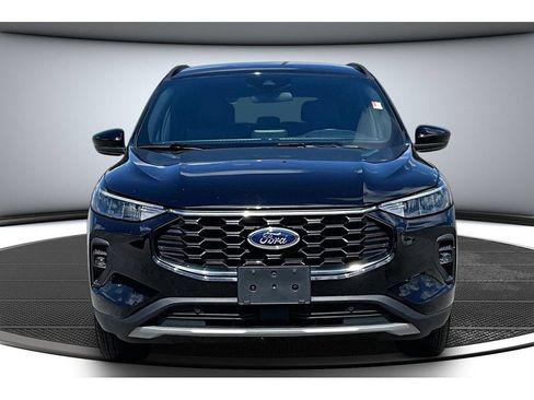 Used 2025 Ford Escape ST-Line Select AWD/4WD image 4
