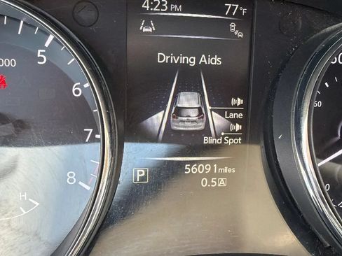 Used 2014 Nissan Rogue SV w/ SV Premium Package AWD/4WD image 24
