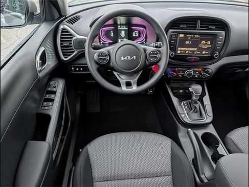 New 2025 Kia Soul LX image 6