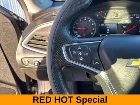 Used 2023 Chevrolet Malibu LT image 17