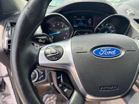 Used 2016 Ford Escape Titanium image 12