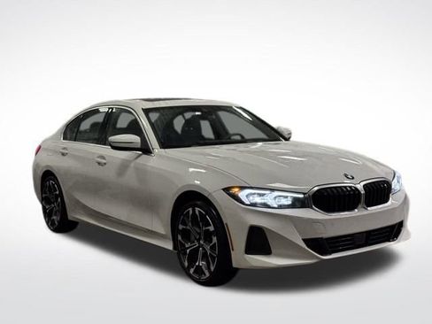 New 2026 BMW 330i xDrive Sedan w/ Premium Package image 4