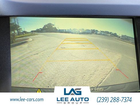 Used 2017 Chevrolet Equinox LT w/ Convenience Package image 25