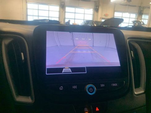 Used 2023 Chevrolet Malibu LT image 18