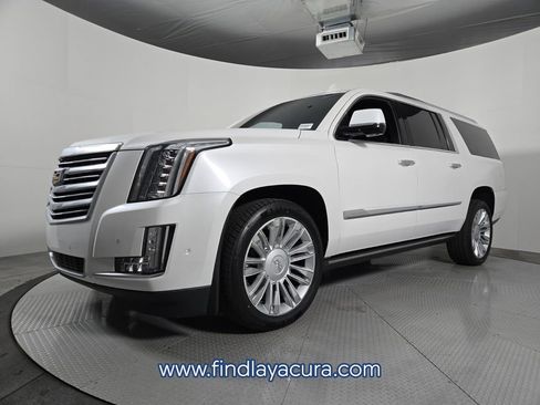 Used 2018 Cadillac Escalade ESV Platinum image 2