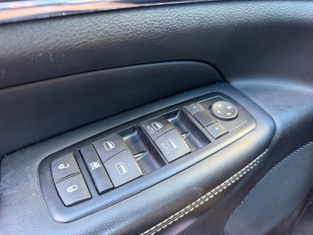 Used 2015 Jeep Grand Cherokee Limited w/ Trailer Tow Group IV AWD/4WD image 22