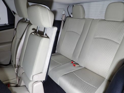 Used 2019 Dodge Journey SE FWD image 11