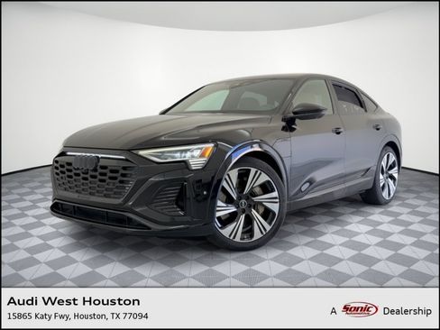 Used 2024 Audi Q8 e-tron Prestige AWD/4WD image 1