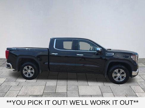 Used 2025 GMC Sierra 1500 SLT AWD/4WD image 8
