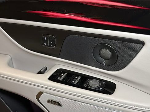 New 2026 Lincoln Nautilus Premier w/ Equipment Group 102A image 33