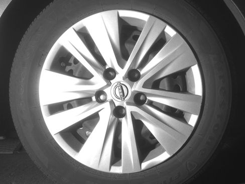 Used 2025 Nissan Sentra S image 13